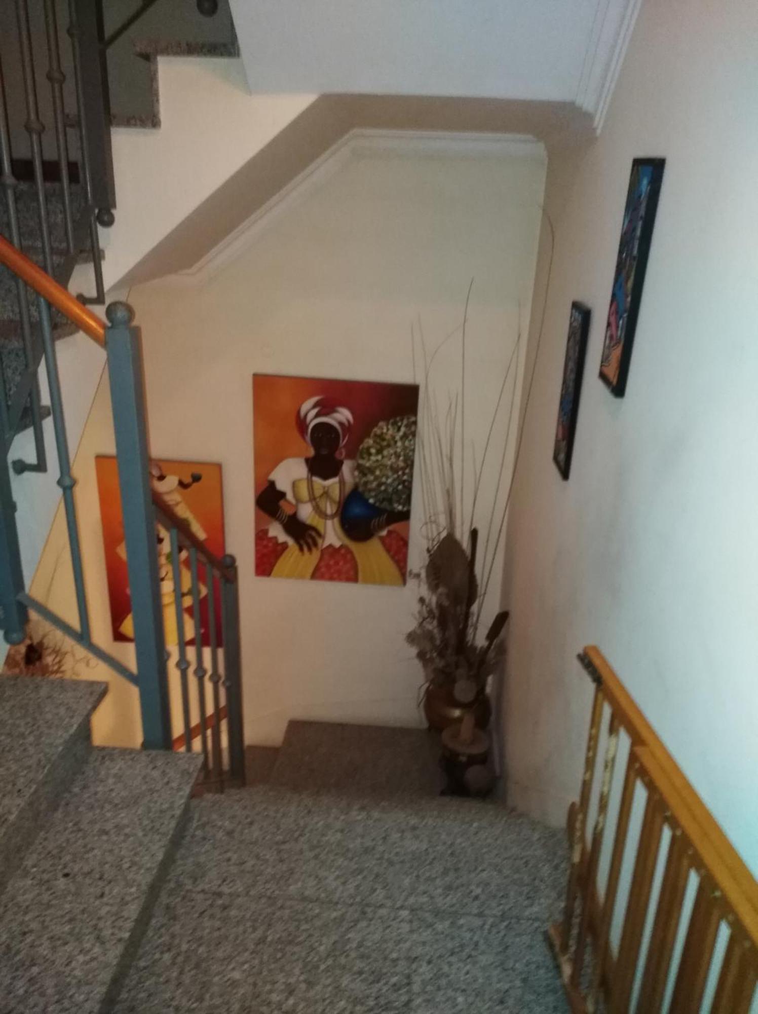 Global Guest Rooms Синтра Екстериор снимка