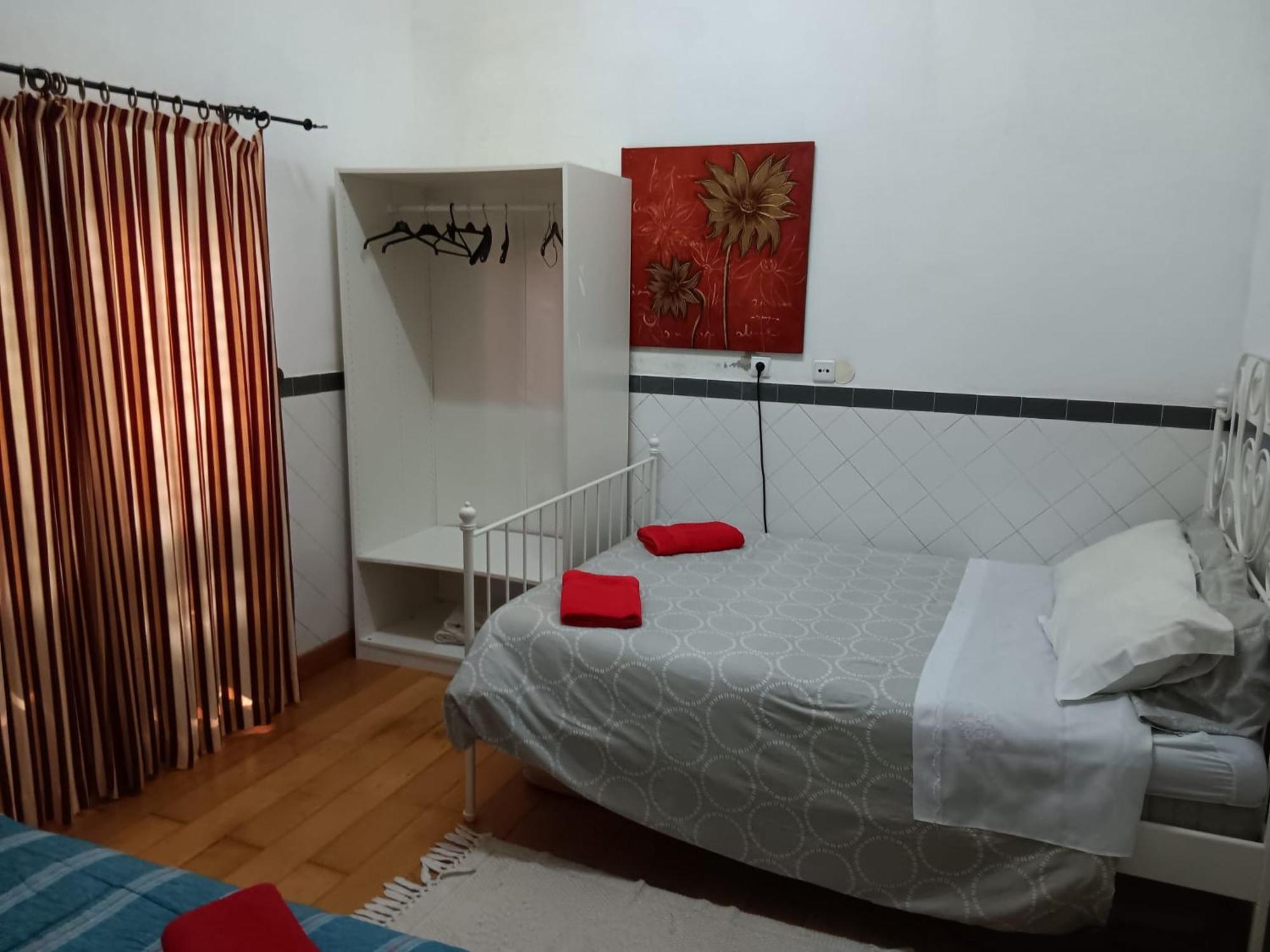 Global Guest Rooms Синтра Екстериор снимка